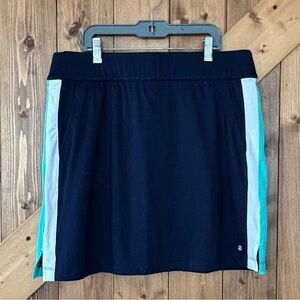 NWT Women's IZOD Golf Skort in Navy | Size Medium